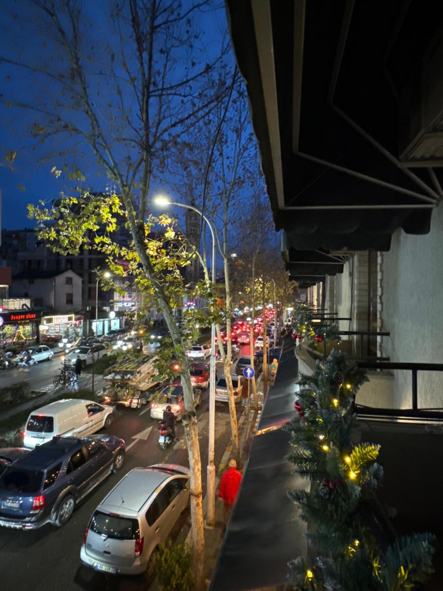 Hotel Tirona Tiran Dış mekan fotoğraf