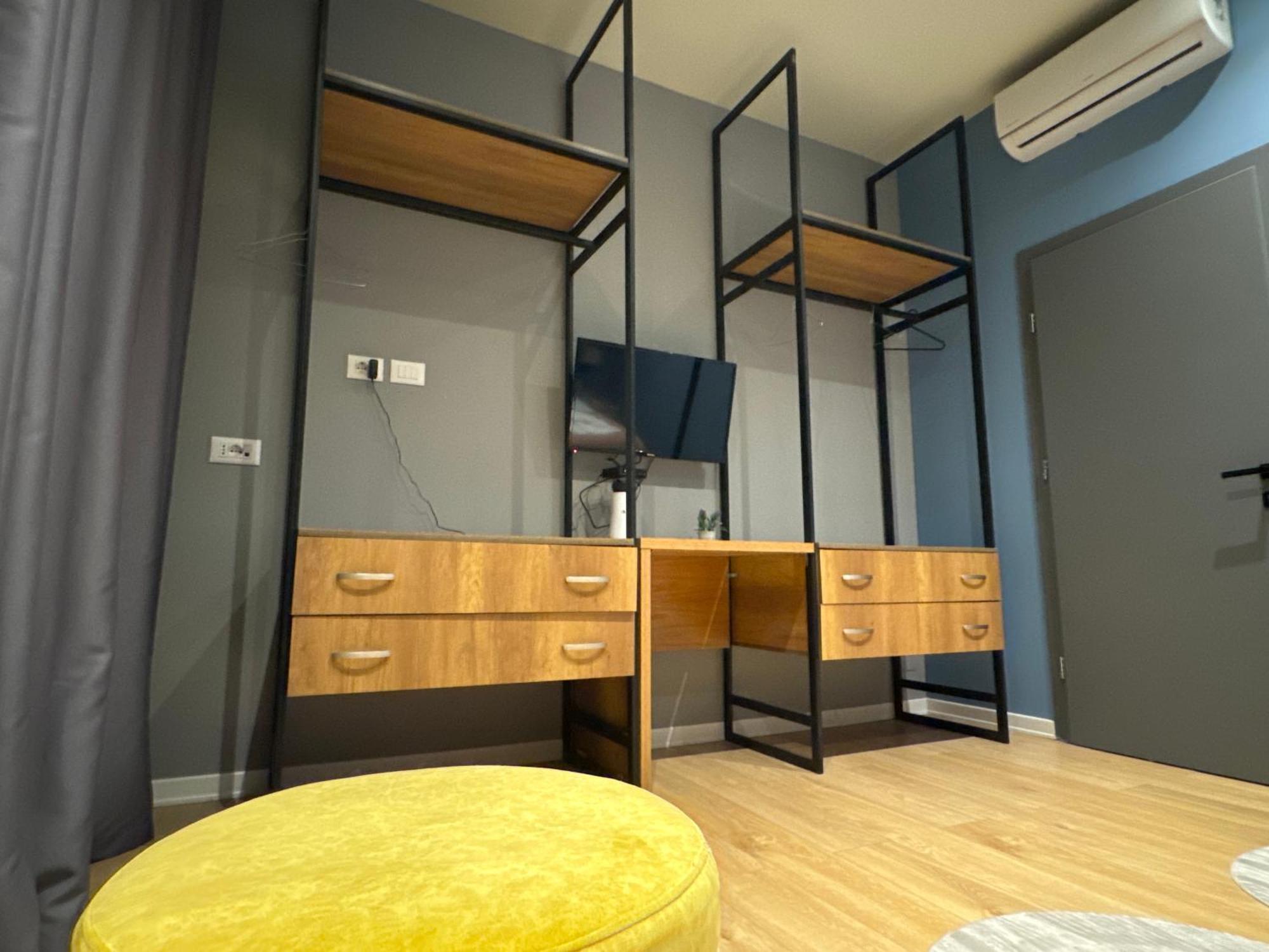 Hotel Tirona Tiran Dış mekan fotoğraf
