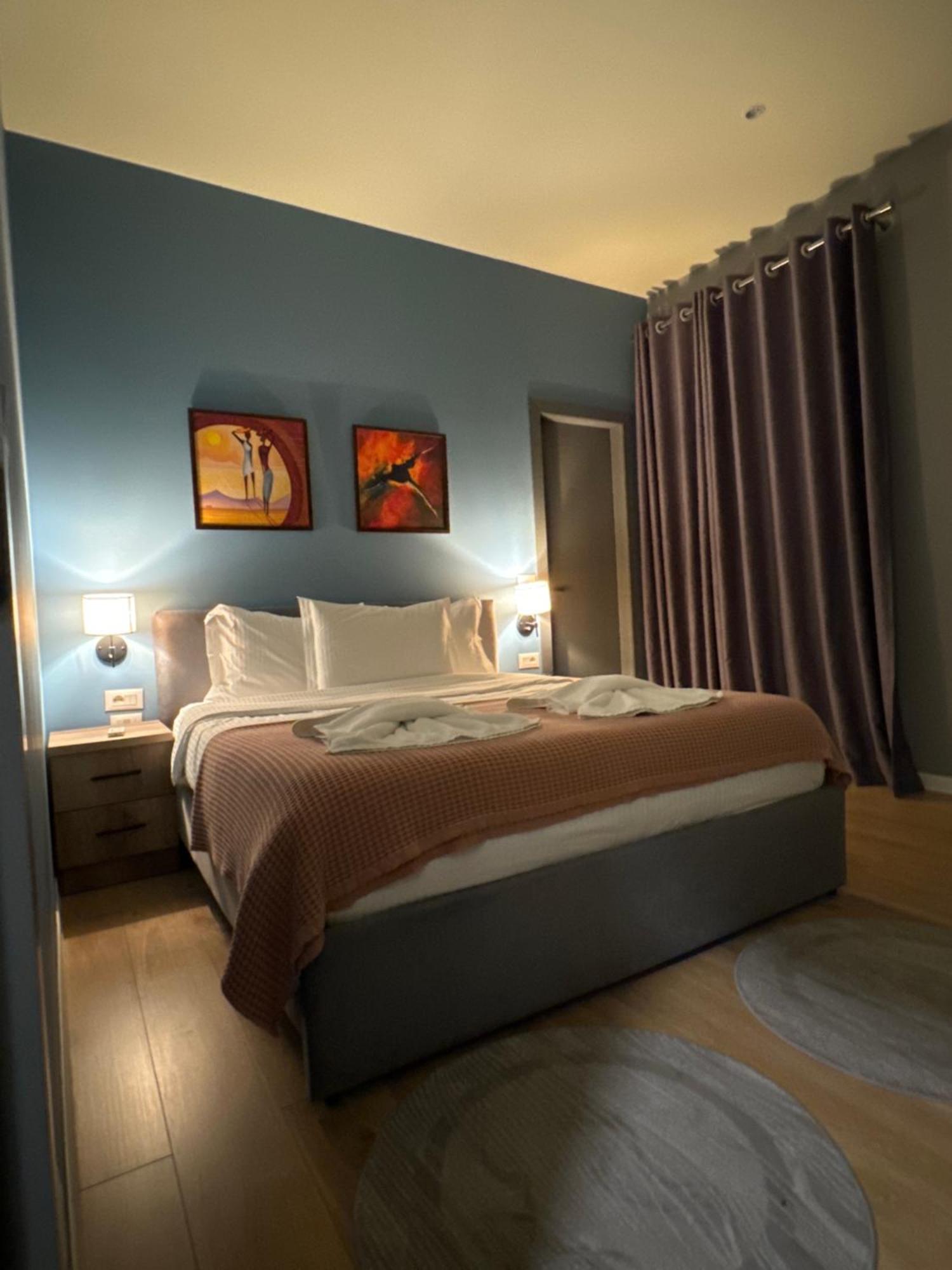 Hotel Tirona Tiran Dış mekan fotoğraf