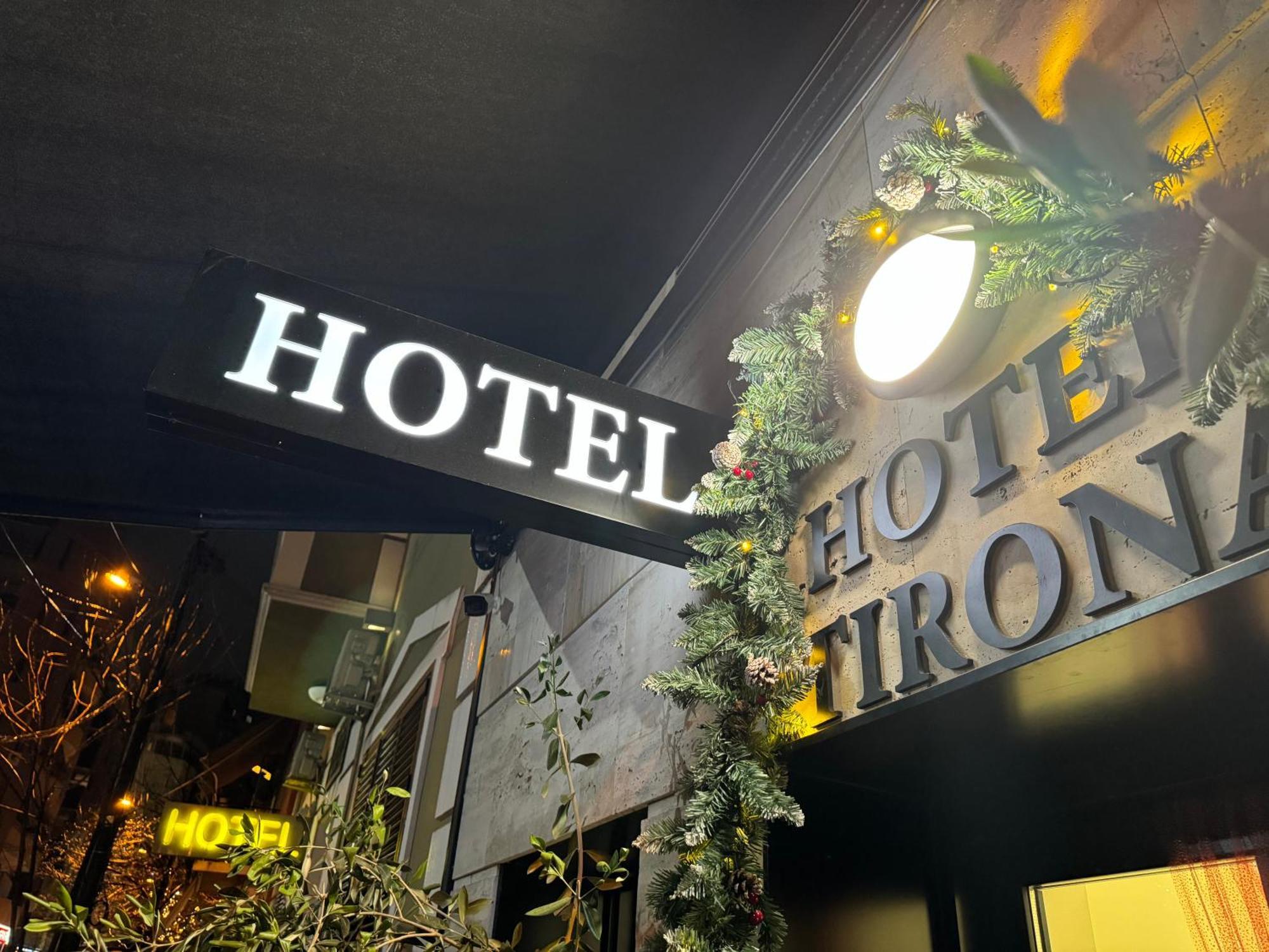 Hotel Tirona Tiran Dış mekan fotoğraf