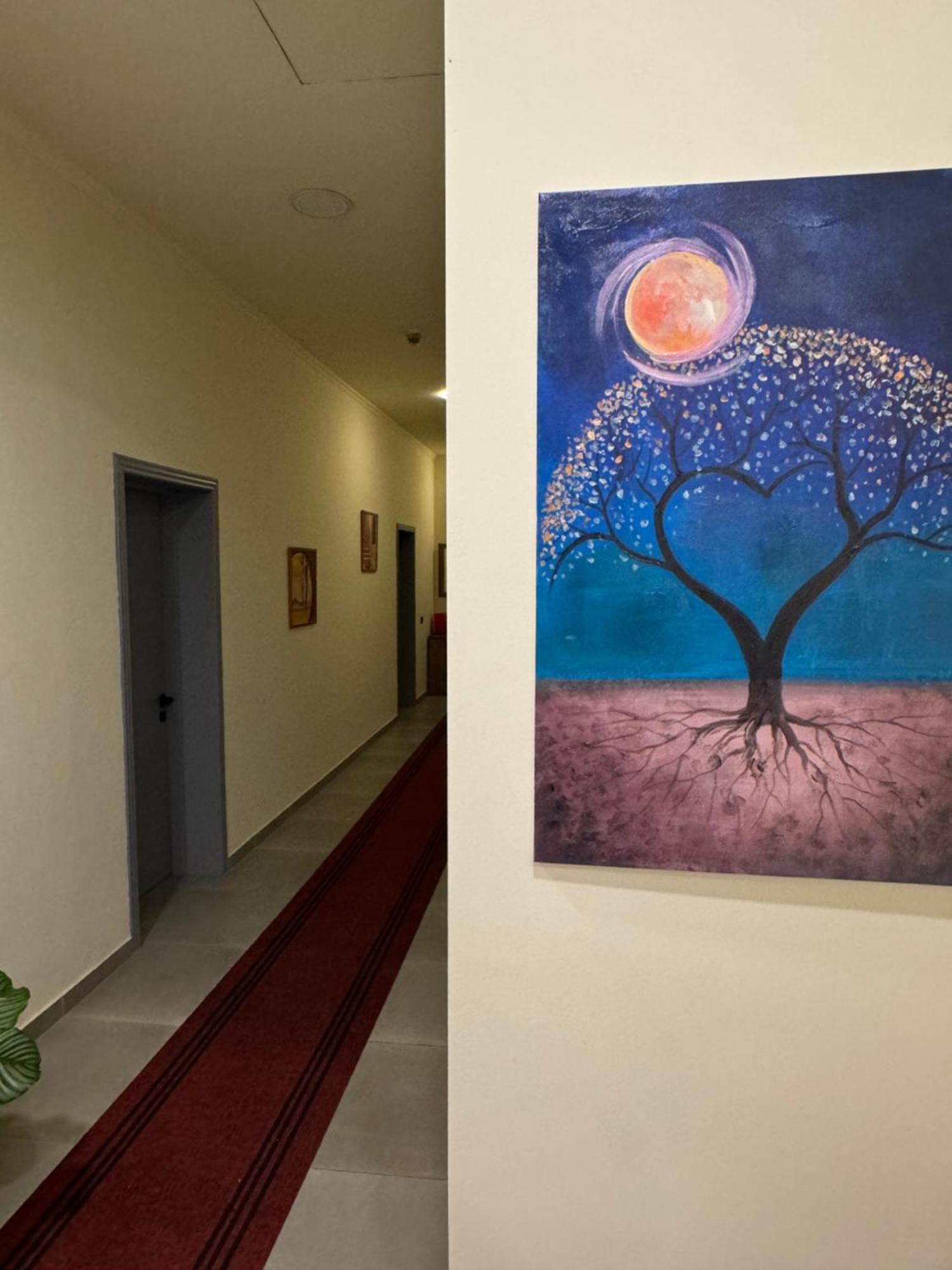 Hotel Tirona Tiran Dış mekan fotoğraf